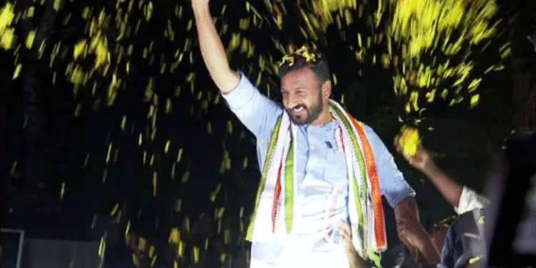 പാലക്കാട് ബിജെപിയെ പിന്നിലാക്കി രാഹുലിന്റെ മുന്നേറ്റം, ആഘോഷം തുടങ്ങി യുഡിഎഫ് ക്യാമ്പ്