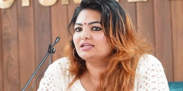 നിർമ്മാതാവ് സാന്ദ്ര തോമസിനെ പുറത്താക്കി പ്രൊഡ്യൂസേഴ്സ് അസോസിയേഷന്‍! ‘ജീവന് ഭീഷണിയു’ണ്ടെന്ന് സാന്ദ്ര തോമസ്