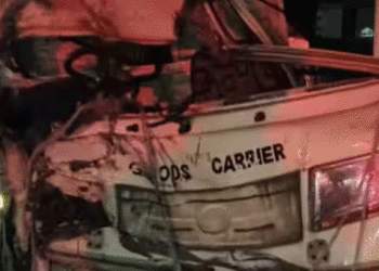 നാസികിൽ ടെമ്പോയും ട്രക്കും കൂട്ടിയിടിച്ച് 8 പേർ മരിച്ചു