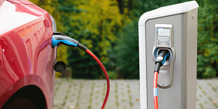 സംസ്ഥാന ബജറ്റ്:  ഇലക്ട്രിക് കാറുകളുടെ നികുതി കൂട്ടി; വില അനുസരിച്ച് മാറ്റം