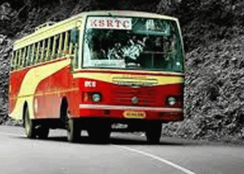 കാലിലൂടെ കെഎസ്ആര്‍ടിസി ബസ് കയറിയിറങ്ങി അപകടം; വയോധികന് ഗുരുതര പരിക്ക്