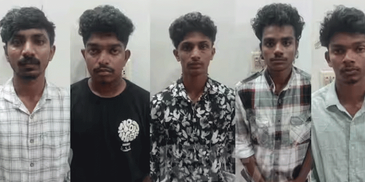 സ്വകാര്യ ഭാഗങ്ങളില്‍ ഡംബല്‍ തൂക്കിയിട്ട് ഉപദ്രവിച്ചു; ഗാന്ധിനഗര്‍ സ്‌കൂള്‍ ഓഫ് നേഴ്‌സിങ്ങില്‍ റാഗിംങ്; 5 വിദ്യാര്‍ത്ഥികള്‍ക്ക് സസ്‌പെന്‍ഷന്‍