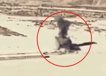 പാകിസ്ഥാനില്‍ സൈനിക വാഹനം ബോംബ് വെച്ച് തകര്‍ത്തു; 10 പാക് സൈനികര്‍ കൊല്ലപ്പെട്ടു