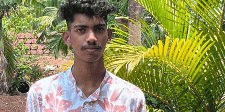 കെഎസ്ആർടിസി ബസിൽ വെച്ച് 17കാരൻ കുഴ‍ഞ്ഞുവീണ് മരിച്ചു