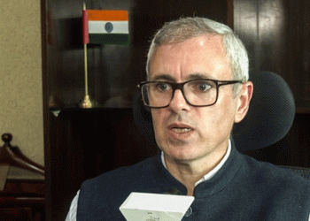 പാക് ഷെല്ലാക്രമണം: കൊല്ലപ്പെട്ടവരുടെ കുടുംബങ്ങള്‍ക്ക് 10 ലക്ഷം രൂപ ധനസഹായം പ്രഖ്യാപിച്ച് ഒമര്‍ അബ്ദുള്ള