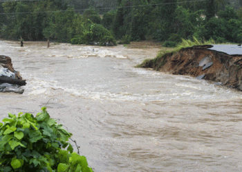 കനത്ത മഴയെ തുടര്‍ന്ന് പ്രളയ സാധ്യത; സംസ്ഥാനത്തെ 9 നദികളില്‍ ജാഗ്രത മുന്നറിയിപ്പ്