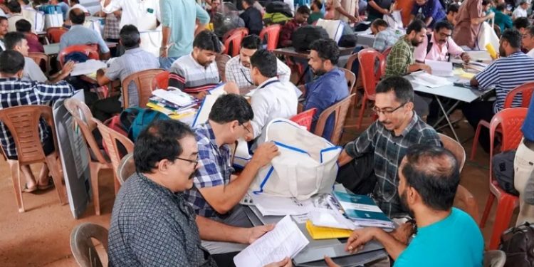 നിലമ്പൂരിൽ 75.27ശതമാനം പോളിങ്, കഴിഞ്ഞ തെരഞ്ഞെടുപ്പിനെ അപേക്ഷിച്ച് വർധനവെന്ന് തെരഞ്ഞെടുപ്പ് കമ്മീഷന്