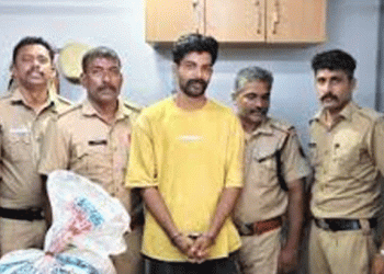ബാംഗ്ലൂരില് നിന്നും എറണാകുളത്തേക്ക് പോകുന്ന ബസ്സില് പരിശോധന; കഞ്ചാവുമായി യുവാവ് പിടിയില്