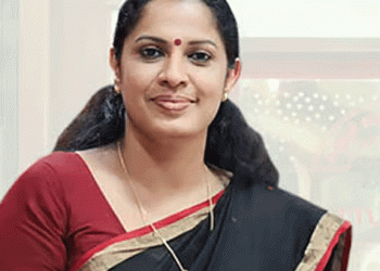 ‘അധികാരത്തില്‍ ഇരിക്കുന്നത് പെണ്ണാവുമ്പോള്‍ ചിലര്‍ക്ക് ഉശിര് കൂടും, കൂടെയുള്ള ഒന്നിനെ ആക്രമിക്കുമ്പോള്‍ കൂടെ നില്‍ക്കുക കമ്മ്യൂണിസ്റ്റുകാരുടെ ചുമതല’ ; പിപി ദിവ്യ