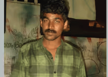 വാതില് തുറന്നില്ല, പ്രകോപിതനായ യുവാവ് അച്ഛനെ വെട്ടി, അറസ്റ്റ്