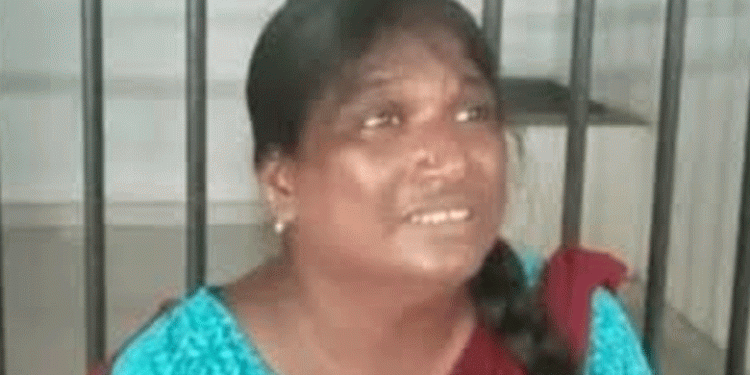 സ്വകാര്യ ബസില് യാത്രക്കാരിയുടെ മാലപൊട്ടിക്കാന് ശ്രമം, തമിഴ്നാട് സ്വദേശിനി പിടിയില്