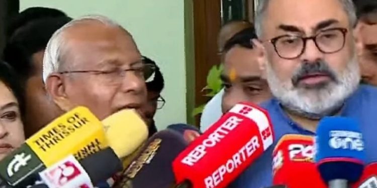 അറസ്റ്റിലായ കന്യാസ്ത്രീകളുടെ മോചനം , തൃശൂര്‍ അതിരൂപതയില്‍ എത്തിയ രാജീവ് ചന്ദ്രശേഖരുമായി കൂടിക്കാഴ്ച നടത്തി മാര്‍ ആന്‍ഡ്രൂസ് താഴത്ത്