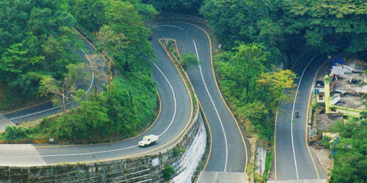 താമരശ്ശേരി ചുരത്തിലെ ഗതാഗത നിയന്ത്രണം നീക്കി