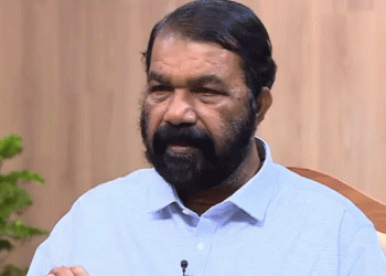 പാലക്കാട്ടെ വ്യാസവിദ്യാപീഠം സ്കുളിലെ സ്ഫോടനം: ‘കോമ്പൗണ്ടിലുണ്ടായിരുന്നത് 4 ബോംബുകൾ’, ആർഎസ്എസിന് പങ്കെന്നും മന്ത്രി ശിവൻകുട്ടി