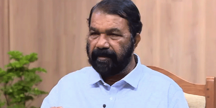 പാലക്കാട്ടെ വ്യാസവിദ്യാപീഠം സ്കുളിലെ സ്ഫോടനം: ‘കോമ്പൗണ്ടിലുണ്ടായിരുന്നത് 4 ബോംബുകൾ’, ആർഎസ്എസിന് പങ്കെന്നും മന്ത്രി  ശിവൻകുട്ടി