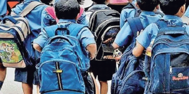 തിരുവനന്തപുരം കോർപ്പറേഷൻ പരിധിയിലുള്ള എല്ലാ സ്കൂളുകൾക്കും നാളെ അവധി പ്രഖ്യാപിച്ചു