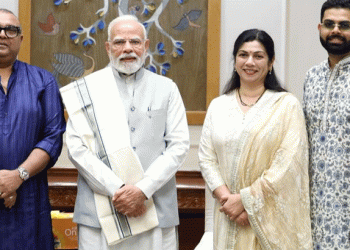 തിരുവോണ നാളിൽ പ്രധാനമന്ത്രി മോദിയെ കുടുംബസമേതം സന്ദർശിച്ച് തുഷാർ വെള്ളാപ്പള്ളി