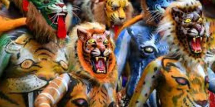 തൃശൂർ നഗരത്തിൽ ഇന്ന് പുലിയിറങ്ങും, വിശ്വപ്രസിദ്ധമായ പുലികളിക്ക് ഇനി മണിക്കൂറുകള് മാത്രം