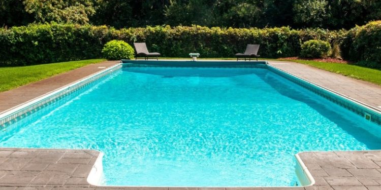 കേരളത്തിന് ആശങ്കയായി അമീബിക് മസ്തിഷ്ക ജ്വരം, നീന്തൽ കുളങ്ങള്‍ക്ക് കര്‍ശന സുരക്ഷാ നിര്‍ ദ്ദേശങ്ങളുമായി ആരോഗ്യവകുപ്പ്