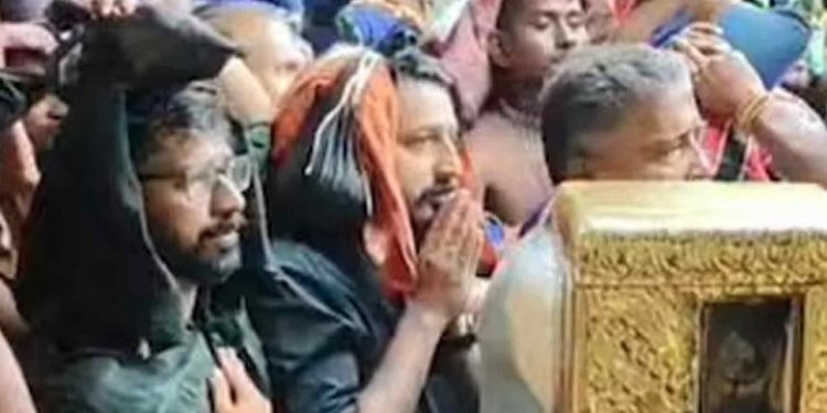 രാഹുല്‍ മാങ്കൂട്ടത്തില്‍ ശബരിമലയിൽ, ദര്‍ശനത്തിനെത്തിയത് വിവാദങ്ങൾക്കിടെ