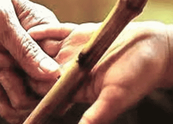 ആവശ്യമെങ്കില് അധ്യാപകര്ക്ക് ചൂരലെടുക്കാം: വിദ്യാര്ത്ഥികളെ തിരുത്താന് ലക്ഷ്യമിട്ടുള്ള ചൂരല് പ്രയോഗം കുറ്റകരമല്ലെന്ന് ഹൈക്കോടതി