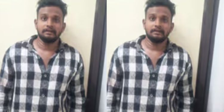 വിദ്യാർത്ഥിനിയെ കാറിൽ കയറ്റിക്കൊണ്ടുപോയി പീഡിപ്പിച്ചു, ദഫ്മുട്ട് അധ്യാപകൻ പിടിയിൽ