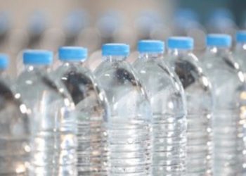 കുപ്പിവെള്ളത്തിൽ നിന്ന് വിഷബാധ, രണ്ട് മരണം