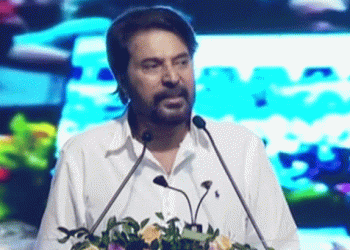 ‘അതിദാരിദ്ര്യമുക്ത കേരളമായുള്ള പ്രഖ്യാപനത്തിലൂടെ മുഖ്യമന്ത്രി പിണറായി വിജയൻ ഏറ്റെടുത്തത് വലിയ ഉത്തരവാദിത്വം’;  മമ്മൂട്ടി