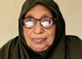 ഉംറ തീര്ത്ഥാടനം കഴിഞ്ഞ് മടങ്ങവേ വയോധിക വിമാനത്തില് വെച്ച് മരിച്ചു, വിമാനത്തിന് എമർജൻസി ലാന്റിങ്