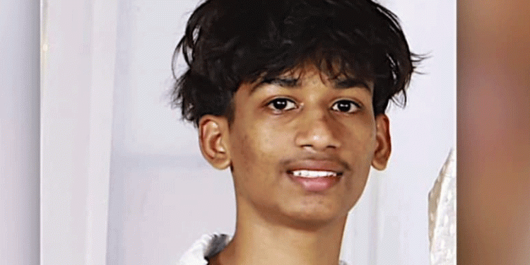 പാലക്കാട്   പത്താം ക്ലാസ് വിദ്യാർത്ഥിയെ വീട്ടിൽ ജീവനൊടുക്കിയ നിലയിൽ കണ്ടെത്തി