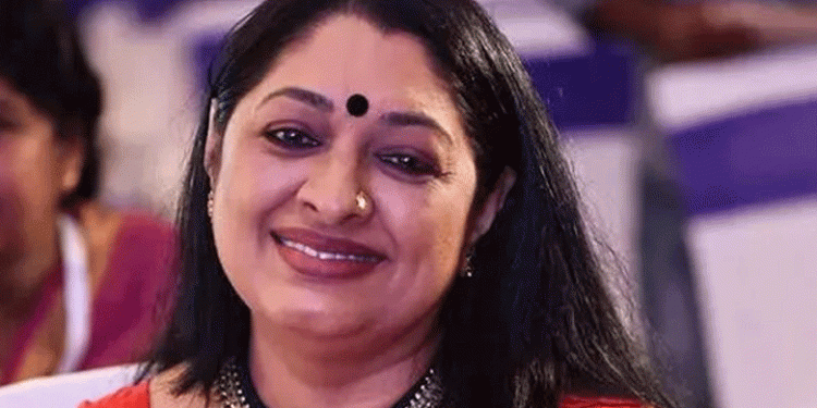 ‘ഞാനൊരു മോദി ഫാന്‍’ ; നടി ഊര്‍മിളാ ഉണ്ണി ബിജെപിയില്‍ ചേര്‍ന്നു