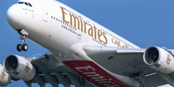 ദുബൈയിൽ നിന്ന് ഹൈദരാബാദിലെത്തിയ എമിറേറ്റ് വിമാനത്തിന് ബോംബ് ഭീഷണി,  മലയാളികള്‍ ഉള്‍പ്പെടെ വിമാനത്തില്‍