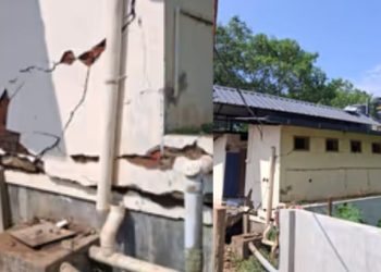 ആറ്റുകാൽ ക്ഷേത്ര പരിസരത്തുള്ള ടോയ്ലറ്റ് ബ്ലോക്കിനു സമീപം പൊട്ടിത്തെറി, രണ്ടുപേർക്ക് പരിക്ക്