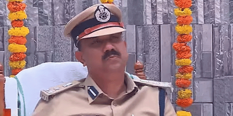 അഴിമതിക്കേസ്; ജയിൽ ഡിഐജി വിനോദ് കുമാറിന് സസ്പെൻഷൻ