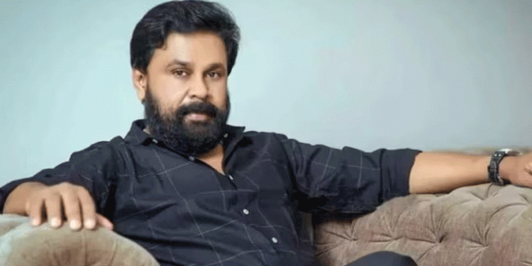 നടിയെ ആക്രമിച്ച കേസ്; തനിക്കെതിരായ ഗൂഢാലോചനയെക്കുറിച്ച് അന്വേഷിക്കണമെന്ന് ആവശ്യപ്പെടും, നിയമ നടപടിക്കൊരുങ്ങി ദിലീപ്