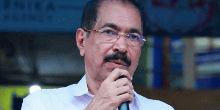 ദേശീയപാത തകർന്നത് ആരുടെ പിടലിക്ക് ഇടണമെന്ന് മുഖ്യമന്ത്രി പറയണം: സണ്ണി ജോസഫ്