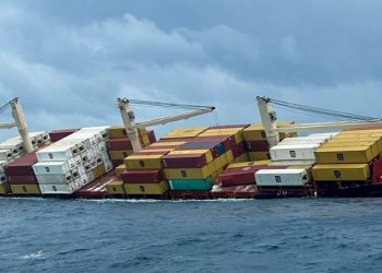 കരുതല്‍ പണമായി 1227.62 കോടി രൂപ കെട്ടിവച്ച് കമ്പനി,  എംഎസ് സി അക്വിറ്റേറ്റ-2  കപ്പൽ വിട്ടയച്ചു