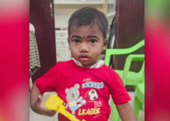 ട്രെയിനില്‍ നിന്ന് 2 വയസുകാരനെ കണ്ടെത്തിയ സംഭവം:  മാതാപിതാക്കള്‍ക്കായി അന്വേഷണം