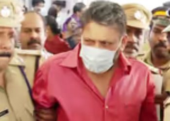 തന്ത്രി കണ്ഠര് രാജീവരുടെ രക്തസമ്മര്‍ദം ഉയര്‍ന്ന തോതിൽ,  ഹൃദയസംബന്ധമായ പ്രശ്നങ്ങളുണ്ടെന്ന് ഡോക്ടർമാർ