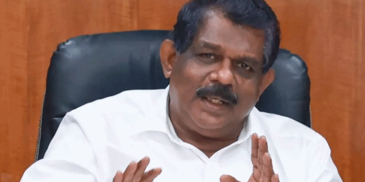 കോടതിയില് നിരപരാധികളും ശിക്ഷിക്കപ്പെടാറുണ്ട്; ഇത് രാഷ്ട്രീയ പ്രേരിതമായ കേസ്: ആന്റണി രാജു