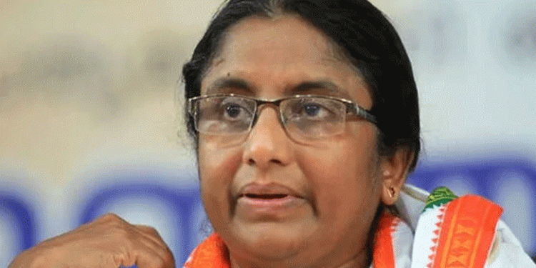 കോൺഗ്രസ് പാർട്ടി വിട്ട് സിപിഎമ്മിൽ ചേരുന്നതായി പ്രചാരണം; നിഷേധിച്ച് ഷാനിമോൾ ഉസ്മാൻ