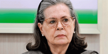 ശ്വാസതടസം; സോണിയ ഗാന്ധിയെ ആശുപത്രിയിൽ പ്രവേശിപ്പിച്ചു