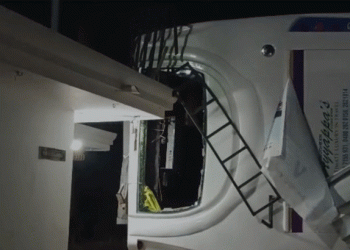 തിരുവനന്തപുരം കല്ലമ്പലത്ത് ടൂറിസ്റ്റ് ബസ് മറിഞ്ഞ് അപകടം;17 വിദ്യാർത്ഥികൾക്ക് പരിക്ക്, രണ്ട് പേരുടെ നില ഗുരുതരം