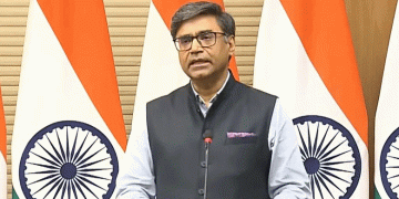 ‘പുറത്തിറങ്ങുന്നത് ഒഴിവാക്കണം’; ഇറാനിലെ ഇന്ത്യക്കാർക്ക് മുന്നറിയിപ്പുമായി കേന്ദ്ര വിദേശകാര്യ മന്ത്രാലയം