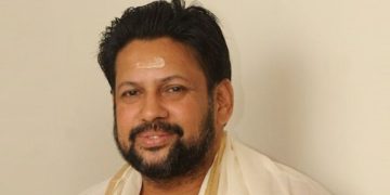 നെഞ്ചുവേദന, തന്ത്രി കണ്ഠര് രാജീവരെ ആശുപത്രിയിൽ പ്രവേശിപ്പിച്ചു